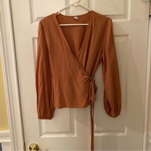 Old Navy Wrap Top M